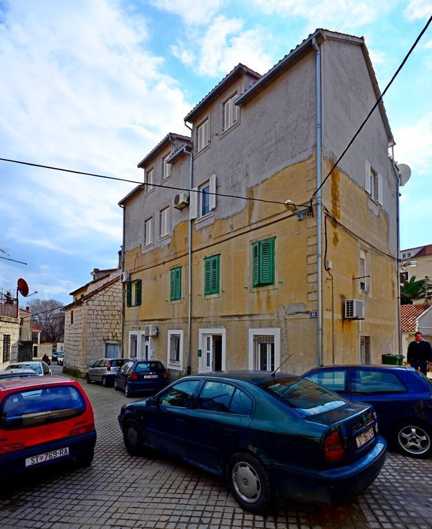 Classy Apartment Center Split Buitenkant foto