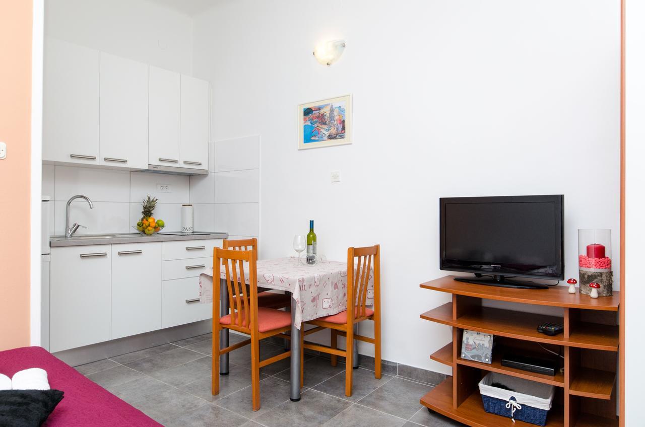 Classy Apartment Center Split Buitenkant foto