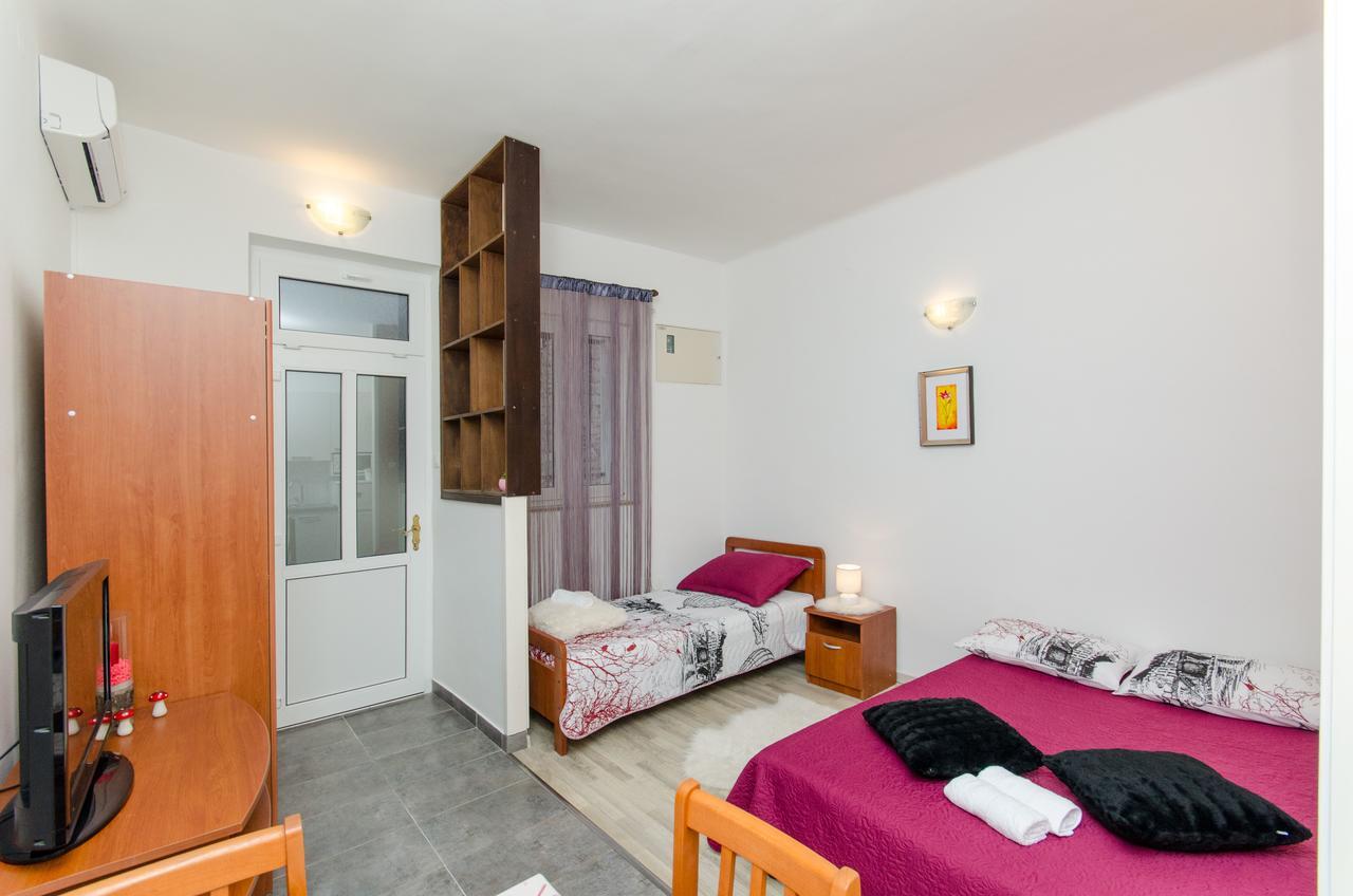 Classy Apartment Center Split Buitenkant foto