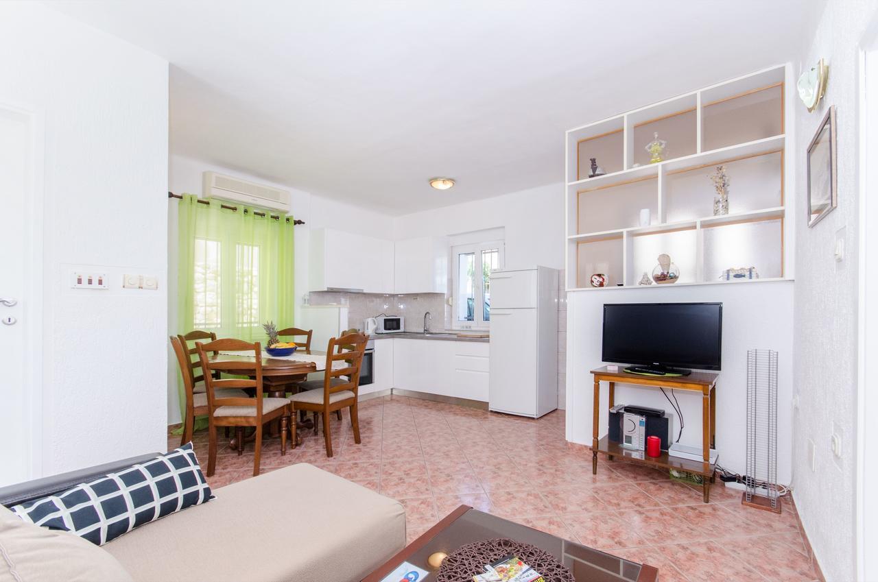 Classy Apartment Center Split Buitenkant foto
